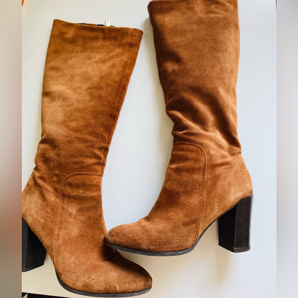 Kenneth Cole Suede Boots